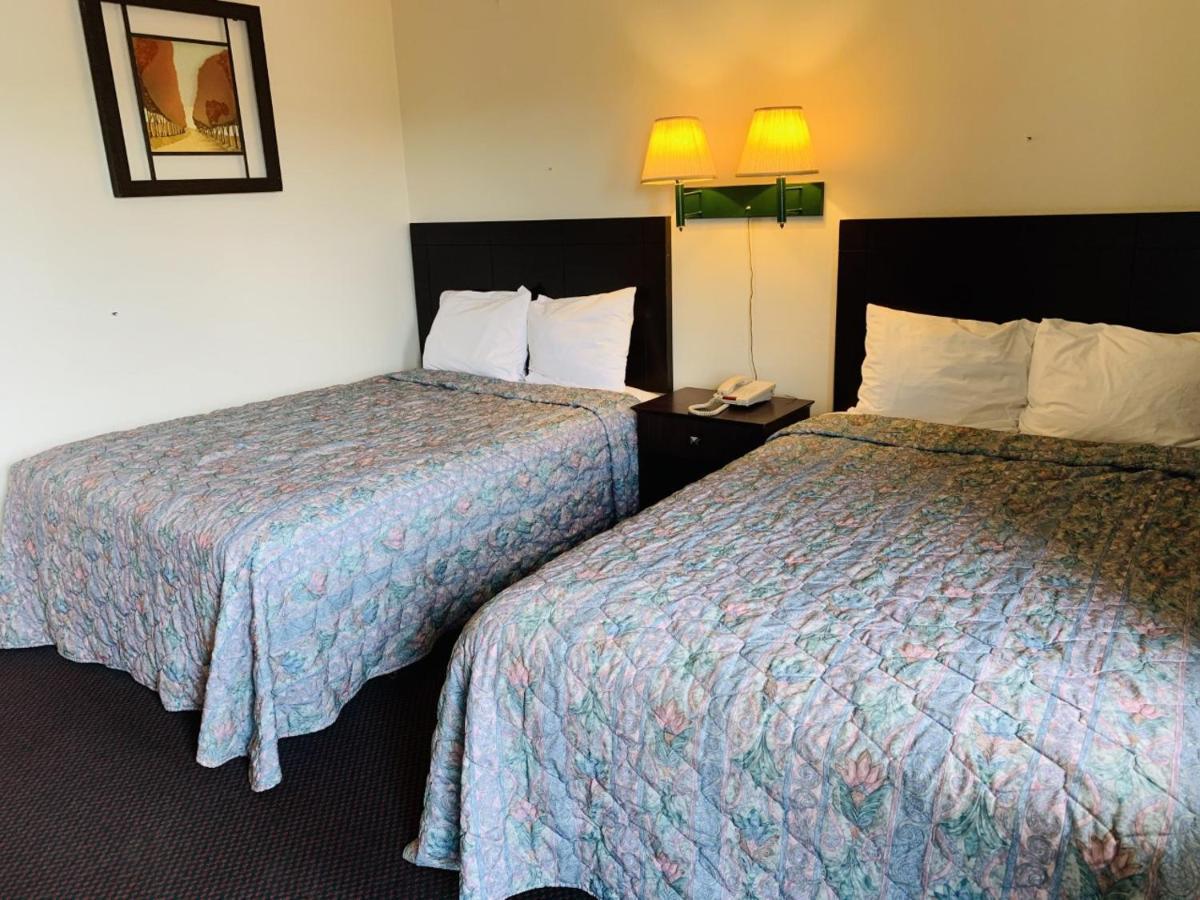 Express Inn Lakehurst Екстериор снимка